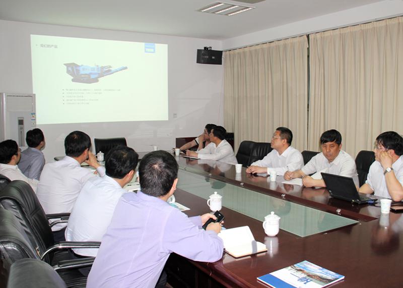 �����ί��ӛ�Ε����W�Rһ���{(di��o)����I(y��)�l(f��)չ��r