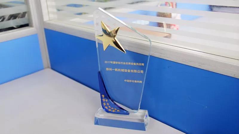 �s�u����